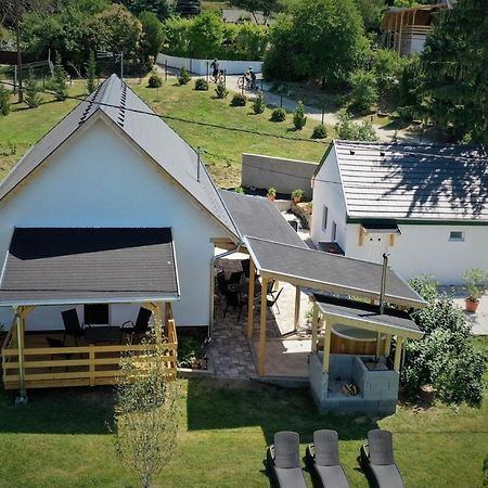 Balatonszárszó Borkuti Panzio Es Apartman מראה חיצוני תמונה