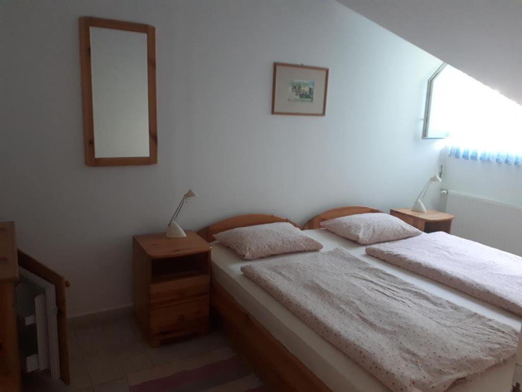 Balatonszárszó Borkuti Panzio Es Apartman מראה חיצוני תמונה